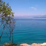 Sea View Nona Apartamento *
