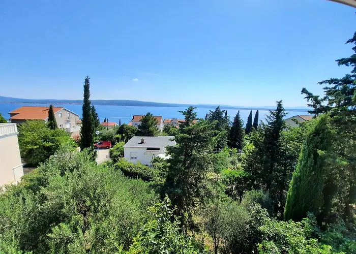 Apartment Sea View Nona