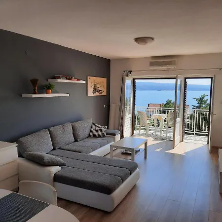 Apartment Sea View Nona