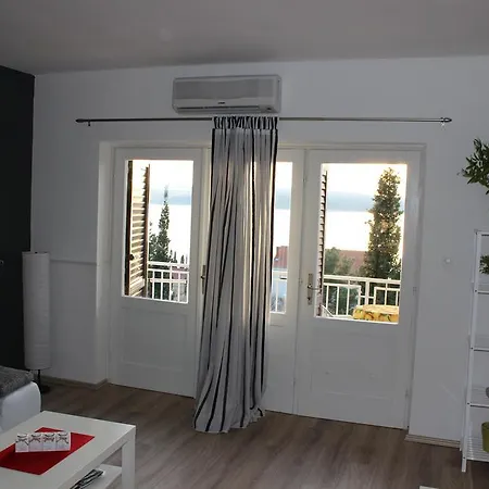 Апартаменты Sea View Nona