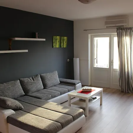 Apartment Sea View Nona Crikvenica