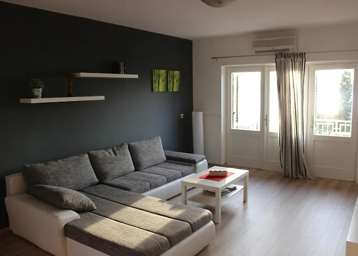 Апартаменты Sea View Nona Цриквеница